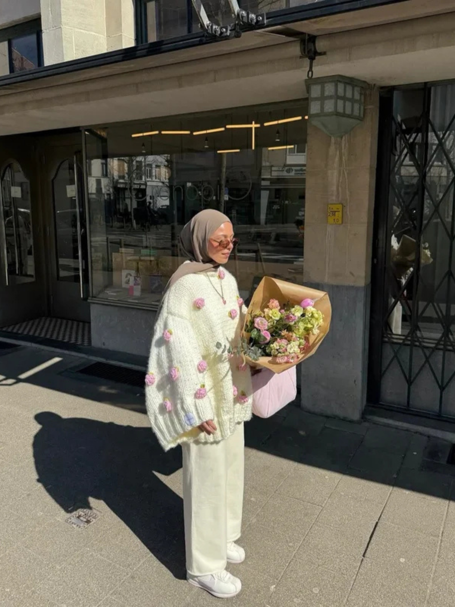 ✨ Rosalie – La maille florale au charme délicat ✨