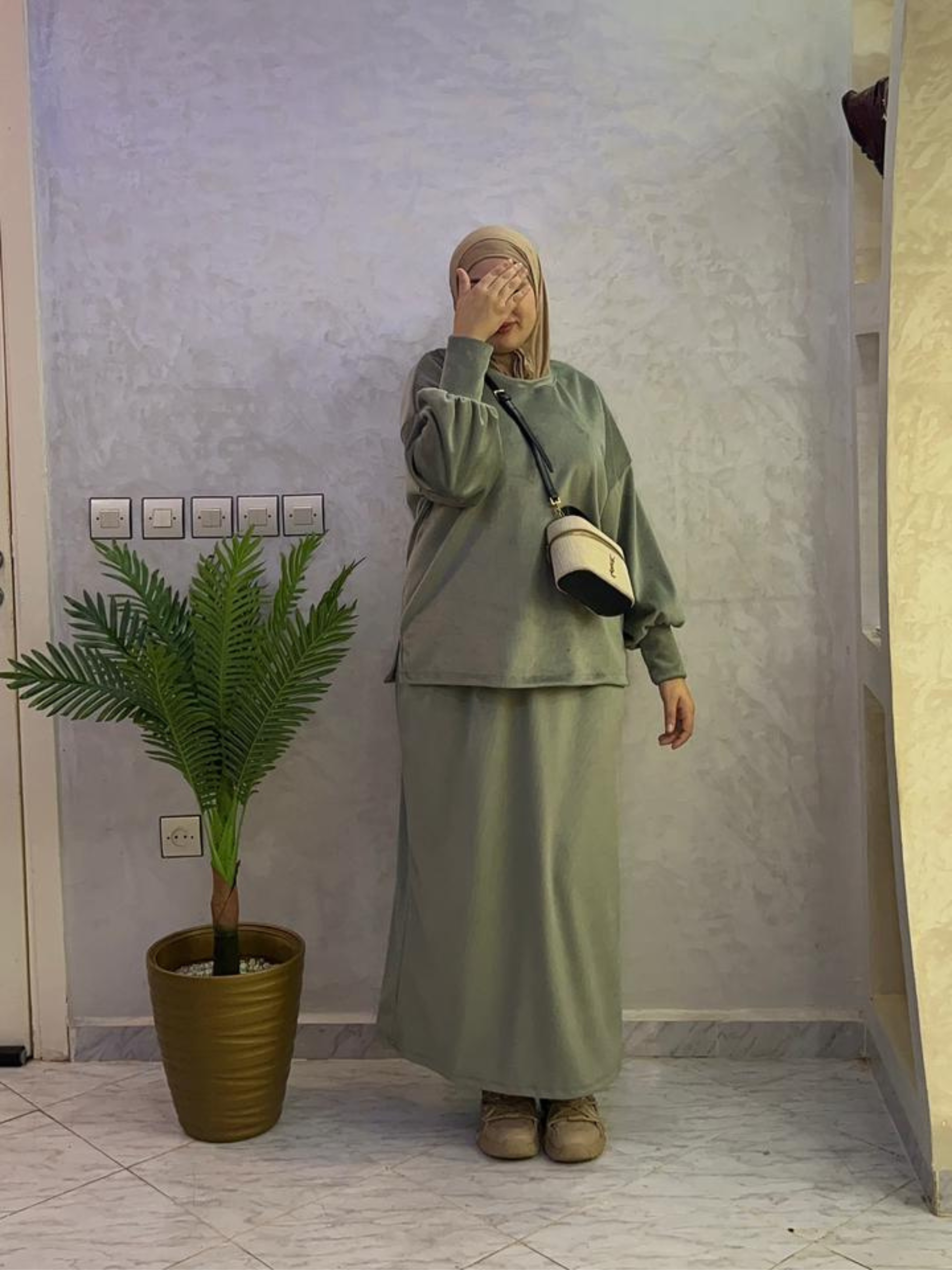 ✨ Farah – Élégance douce et allure raffinée ✨