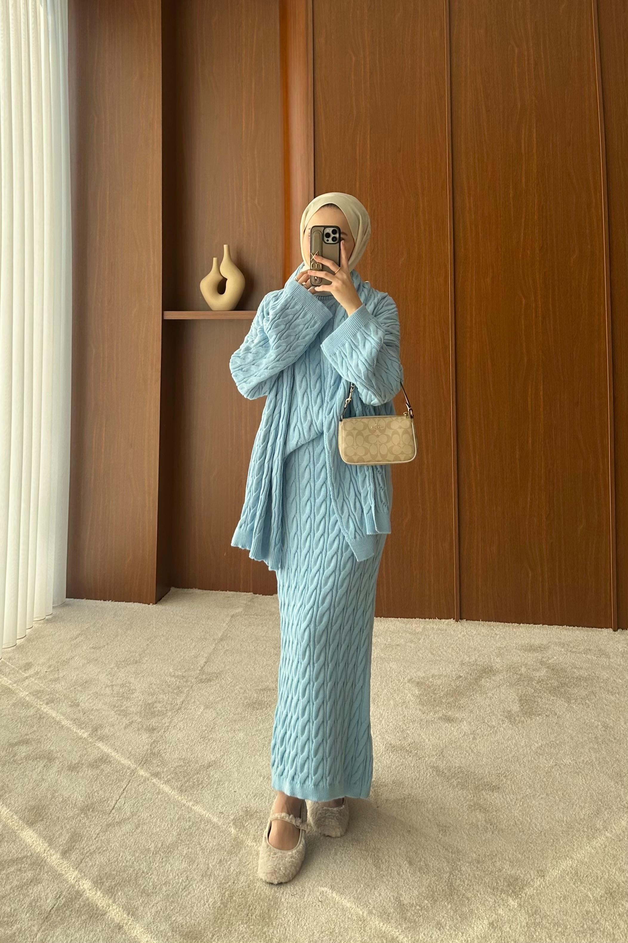 ✨ Tassnime – Le tricot enveloppant à l’élégance hivernale ✨