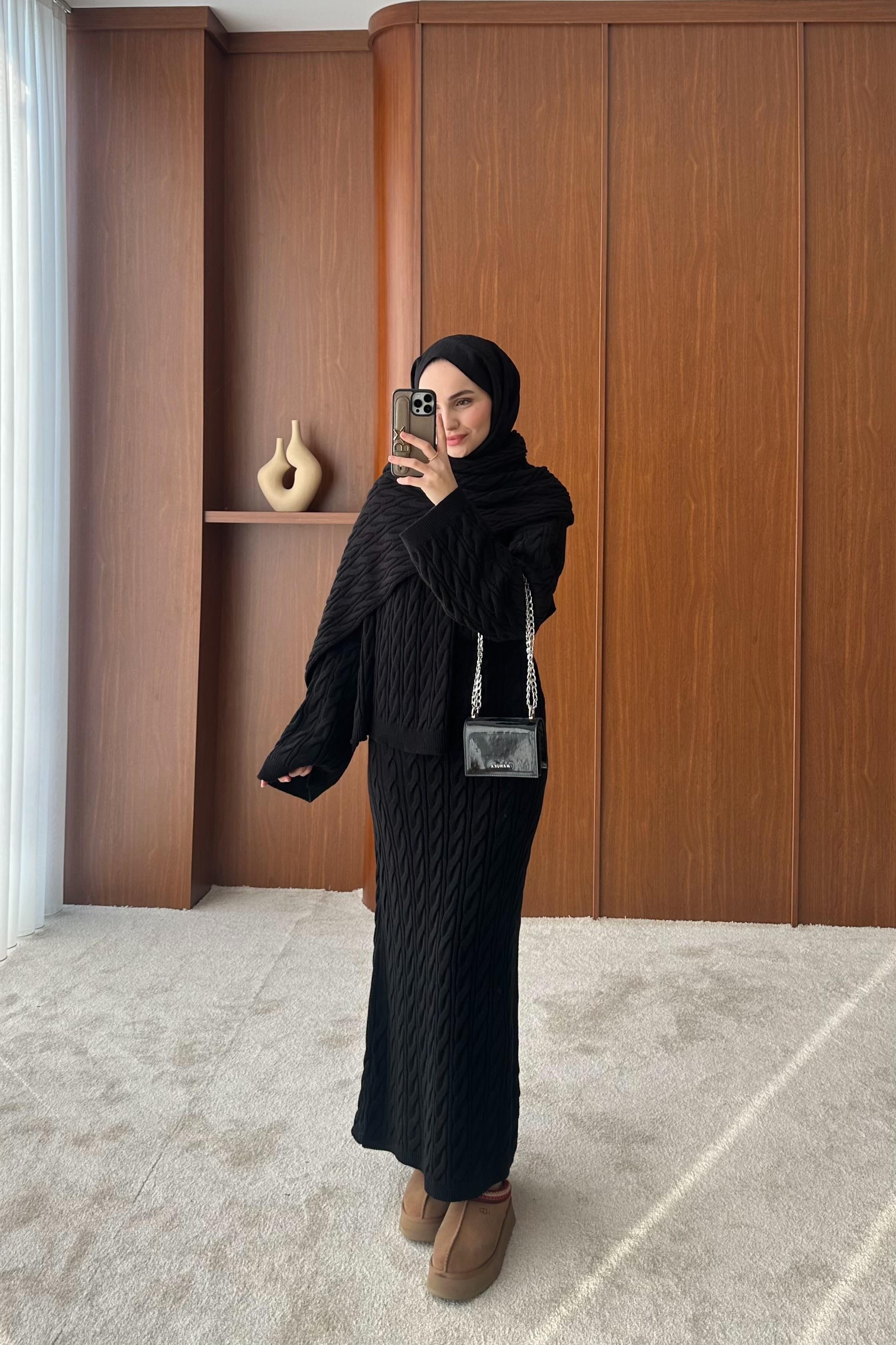 ✨ Tassnime – Le tricot enveloppant à l’élégance hivernale ✨