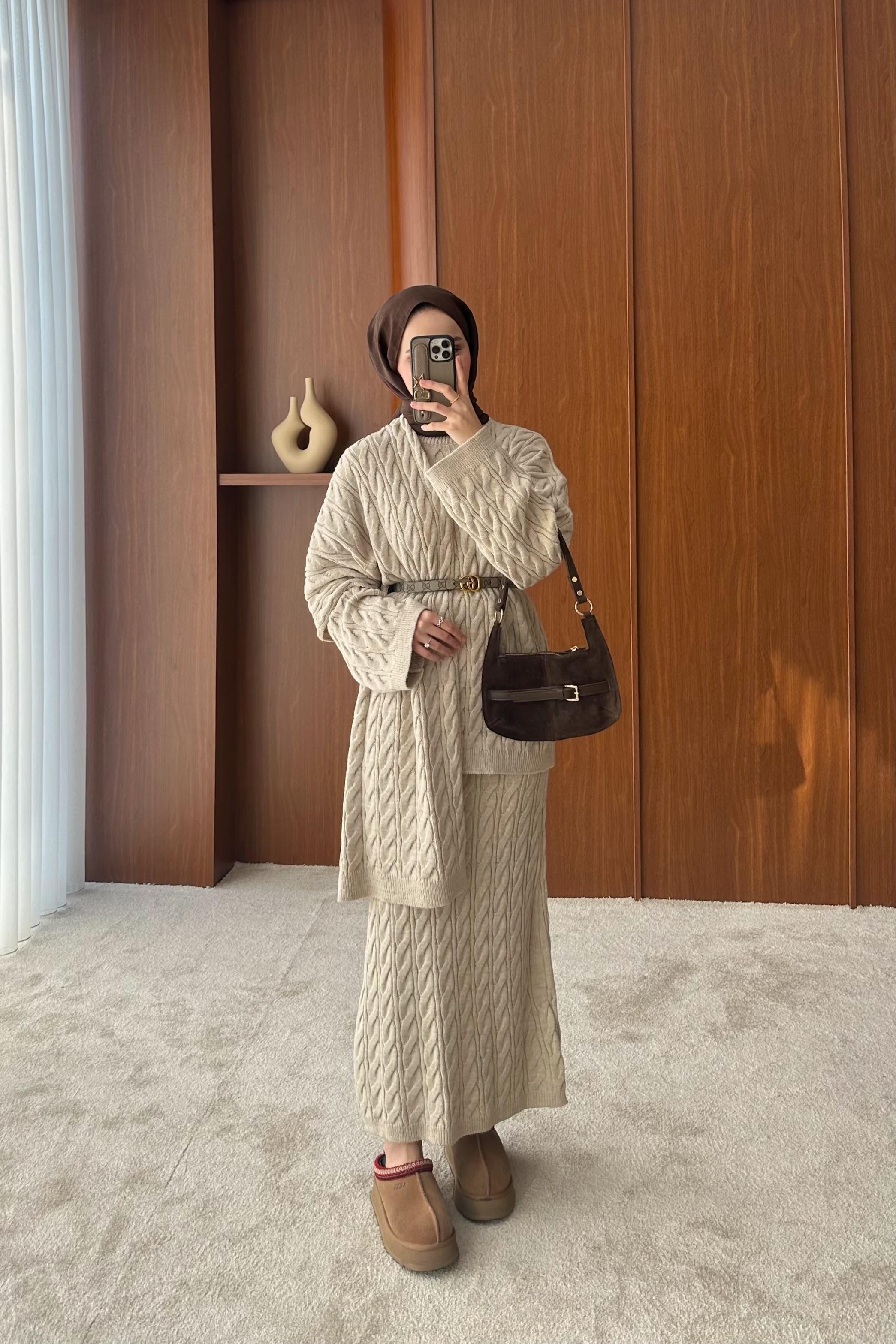 ✨ Tassnime – Le tricot enveloppant à l’élégance hivernale ✨