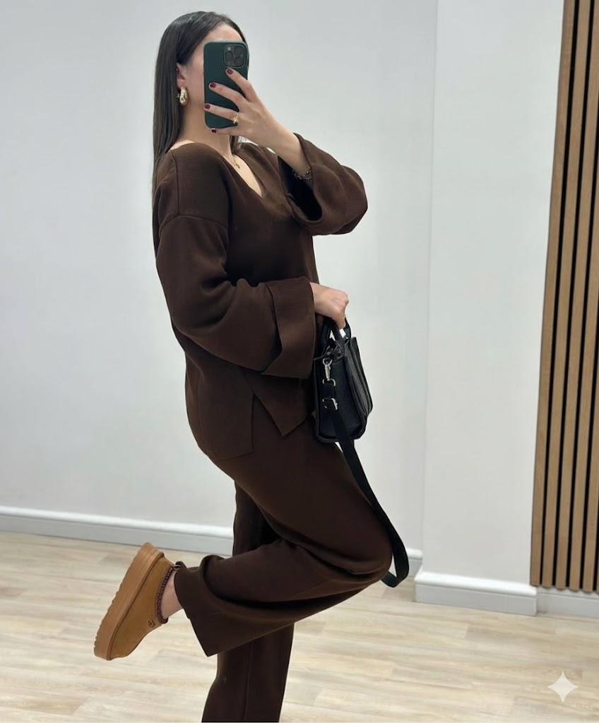 ✨ Éléna – L’ensemble maille à l’élégance fluide ✨